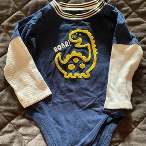 Long sleeved dinosaur long sleeve body suit